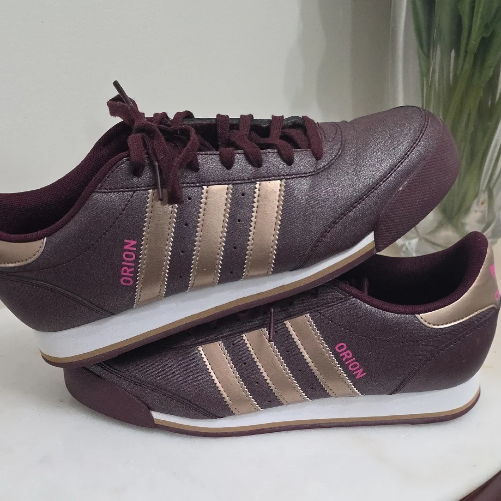 Adidas Orion Burgundy and Gold Sneakers - Picture 7 of 8